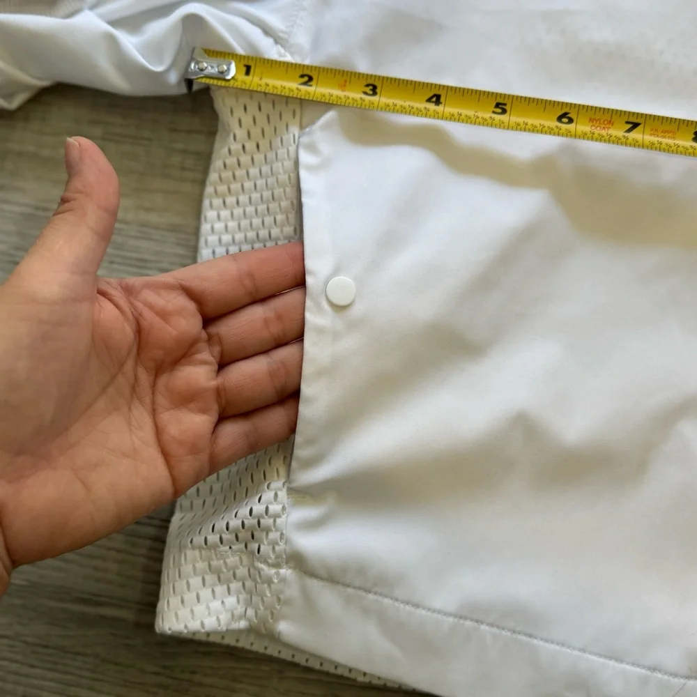 Nike Women's White Bomber Jacket - Picture 8 of 13